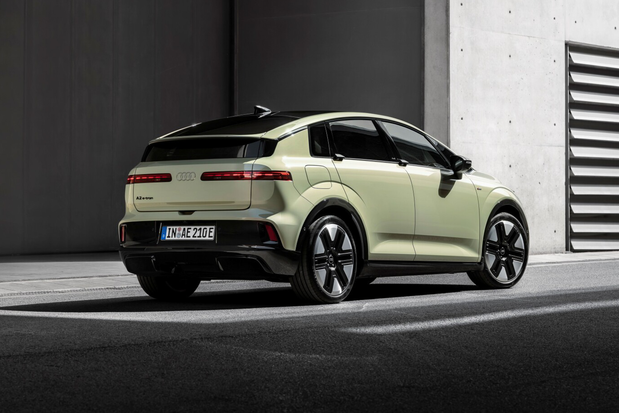 3/4 arrière de la nouvelle Audi A2 e-tron