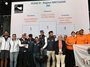 Photo podium Partenariat Espoirs SNBSM Audi Concessions Mouton